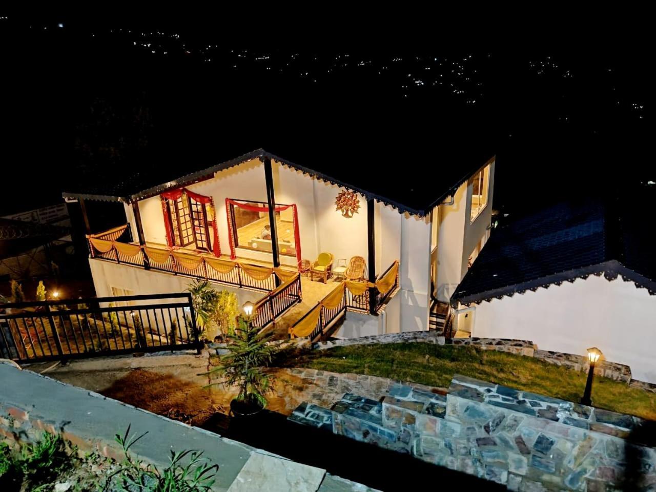 Rega Manivedya The Jungle Trail Resort Муктешвар Экстерьер фото